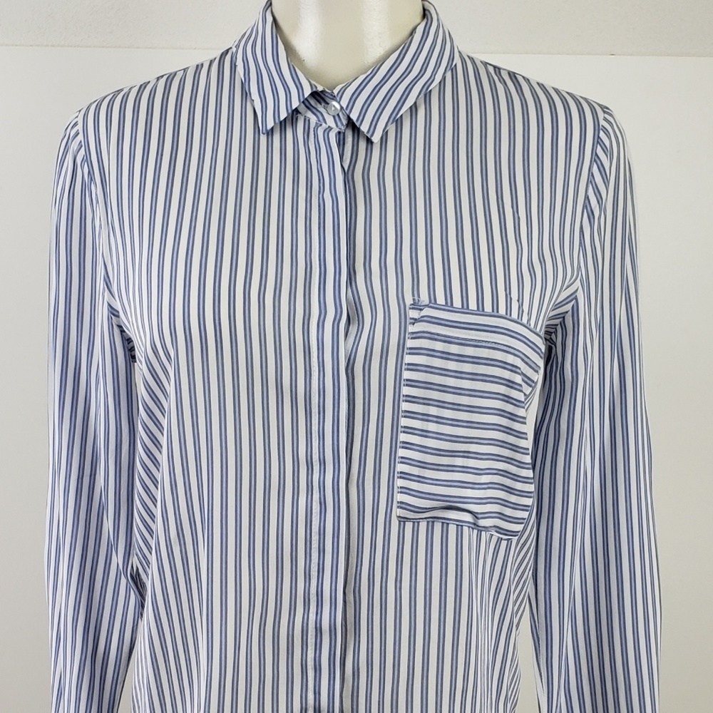 Pull & Bear Top Medium Blue Stripe Long Sleeve